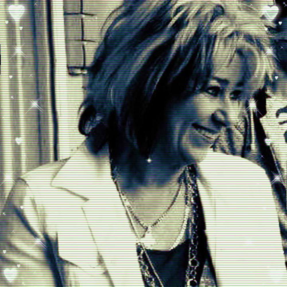 Meet your Posher, Yvonne